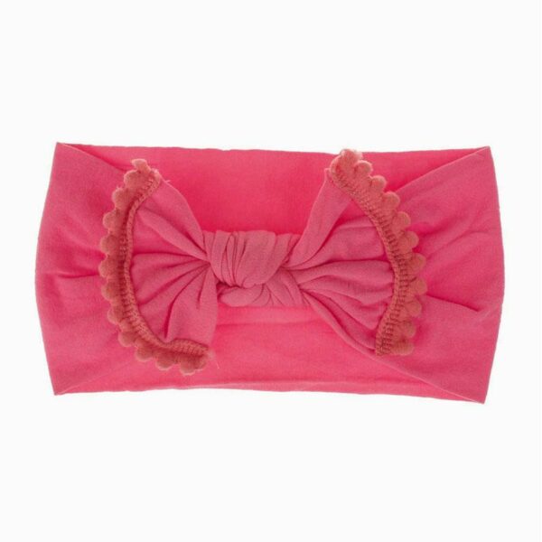 Bandeau Bébé Fille Nolwenn Le Bandeau Français | Bandeau Cheveux Femme <p>Notre bandeau bébé Nolwenn est caractérisé par un élégant effet noué et des pompons charmants. Disponible en plusieurs coloris, il s'adapte parfaitement à tous les styles.</p>