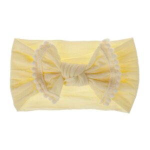 Bandeau Bébé Fille Nolwenn Le Bandeau Français | Bandeau Cheveux Femme <p>Notre bandeau bébé Nolwenn est caractérisé par un élégant effet noué et des pompons charmants. Disponible en plusieurs coloris, il s'adapte parfaitement à tous les styles.</p>