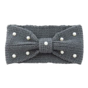 Bandeau cheveux en laine à noeud et perles Donia Le Bandeau Français | Bandeau Cheveux Femme <h3>TSublimez votre coiffure avec le bandeau Donia, un accessoire artisanal en laine douce. Ses perles délicates et son noeud raffiné apportent une touche d'élégance féminine à votre look. Conçu pour s'adapter à toutes, ce bandeau fait main (21 x 15 cm) allie confort et style pour un charme intemporel.</h3> <ul> <li>Fabrication : Fait main</li> <li>Taille : Bandeau en taille unique</li> <li>Dimensions : 21 cm longueur x 15 cm largeur</li> <li>Composition : Laine acrylique, perles acrylique</li> <li>Type : Bandeau cheveux femme</li>
</ul>