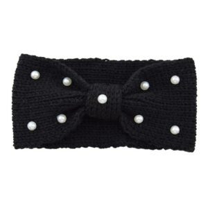 Bandeau cheveux en laine à noeud et perles Donia Le Bandeau Français | Bandeau Cheveux Femme <h3>TSublimez votre coiffure avec le bandeau Donia, un accessoire artisanal en laine douce. Ses perles délicates et son noeud raffiné apportent une touche d'élégance féminine à votre look. Conçu pour s'adapter à toutes, ce bandeau fait main (21 x 15 cm) allie confort et style pour un charme intemporel.</h3> <ul> <li>Fabrication : Fait main</li> <li>Taille : Bandeau en taille unique</li> <li>Dimensions : 21 cm longueur x 15 cm largeur</li> <li>Composition : Laine acrylique, perles acrylique</li> <li>Type : Bandeau cheveux femme</li>
</ul>