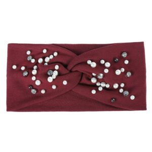 Bandeau cheveux torsadé en perles et cristaux modèle Keya Le Bandeau Français | Bandeau Cheveux Femme <h3>Transformez votre look avec le bandeau cheveux torsadé en perles et cristaux.</h3>
<p>Ce bandeau, conçu avec soin et orné de perles délicates et de cristaux, ajoute une touche de sophistication à toutes vos tenues. Agréable à porter en toutes circonstances, sa fabrication en coton extensible et polyester garantit maintien et confort.</p>
<ul> <li>Fabrication : Fait main</li> <li>Taille : Bandeau en taille unique</li> <li>Composition : Coton, polyester, spandex, perles en acrylique et cristaux.</li> <li>Type : Bandeau cheveux torsadé pour femme.</li>
</ul>